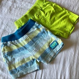 Lamaze organic cotton baby boy shorts 9 months set of 2 blue/green
